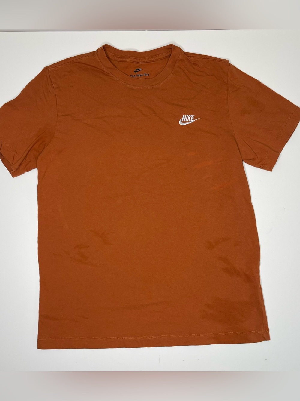 *FLAWED* Men's Nike Sportswear Club T-Shirt 100% Cotton (Rust) MEDIUM